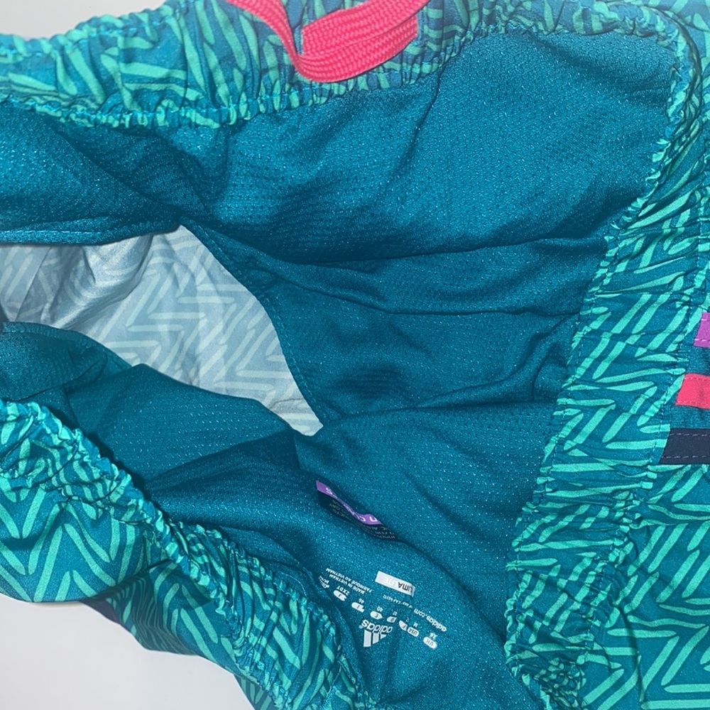 Adidas CLIMALITE Modern Classics Running Shorts MD - Picture 5 of 5